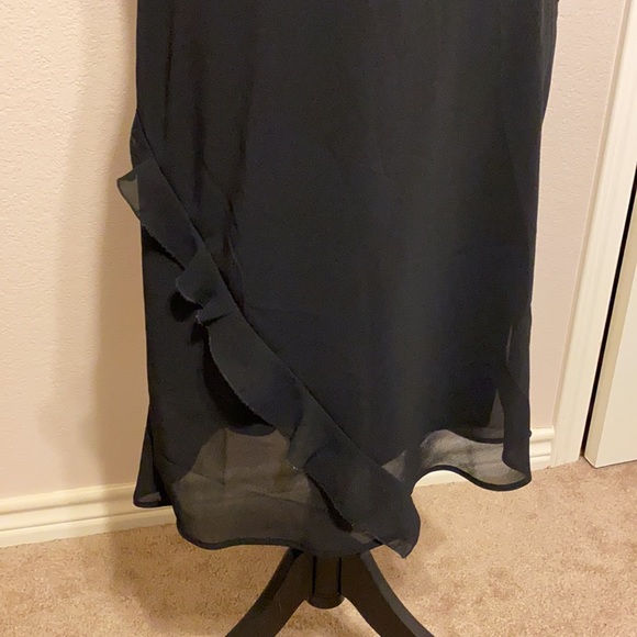 Sleeveless Black Ruffled Dress - Picture 3 of 5